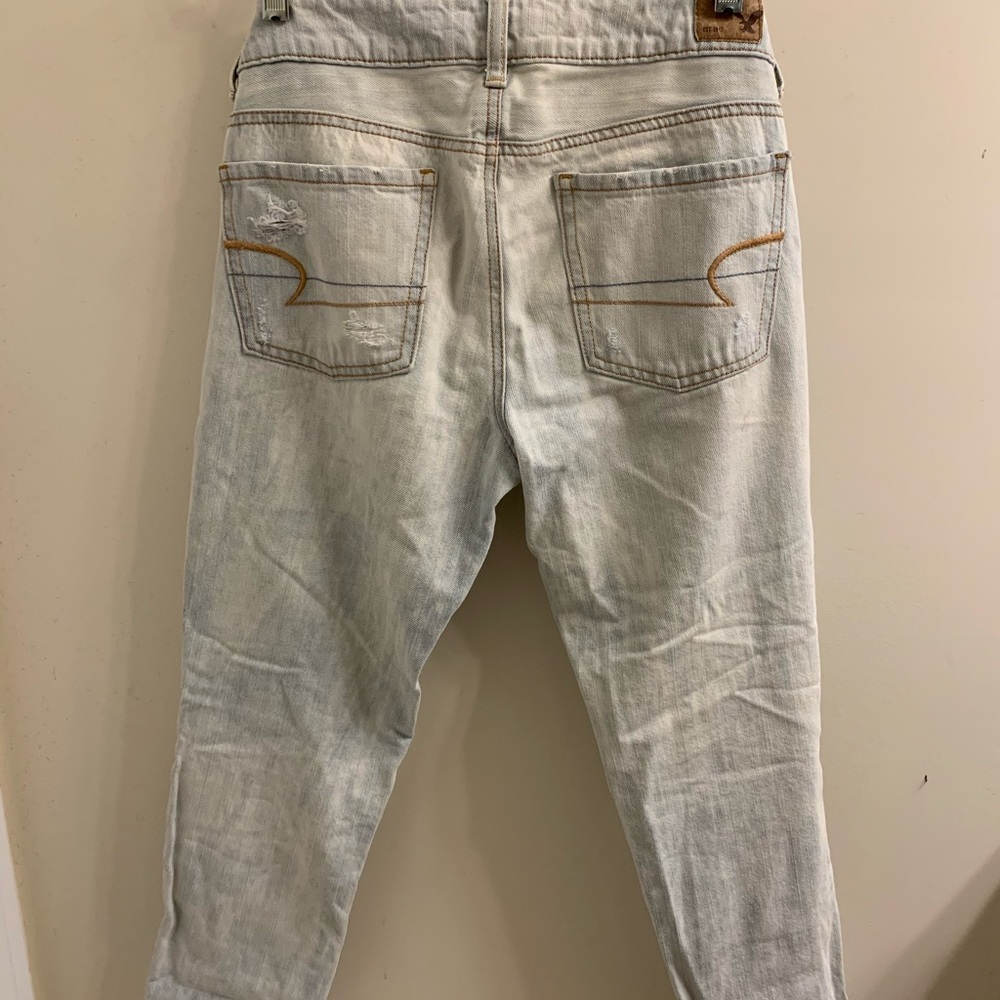 American Eagle Ripped Cropped Jeans - Picture 3 of 4